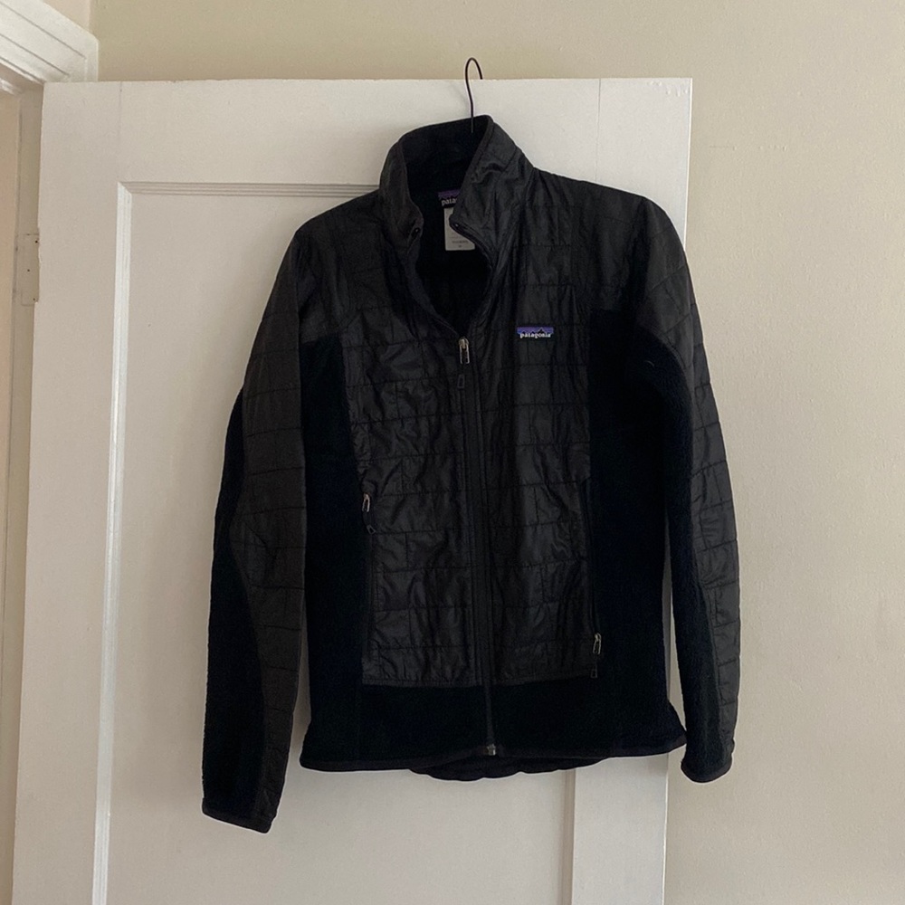 Patagonia Womens Black Nano Puff (with fleece) jacket. Size M.